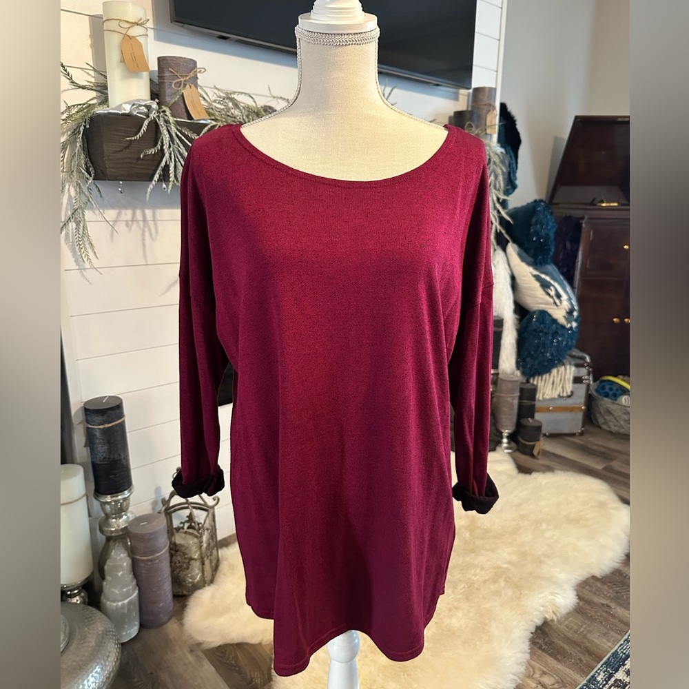 Only worn once H&M sweatshirt Sz L